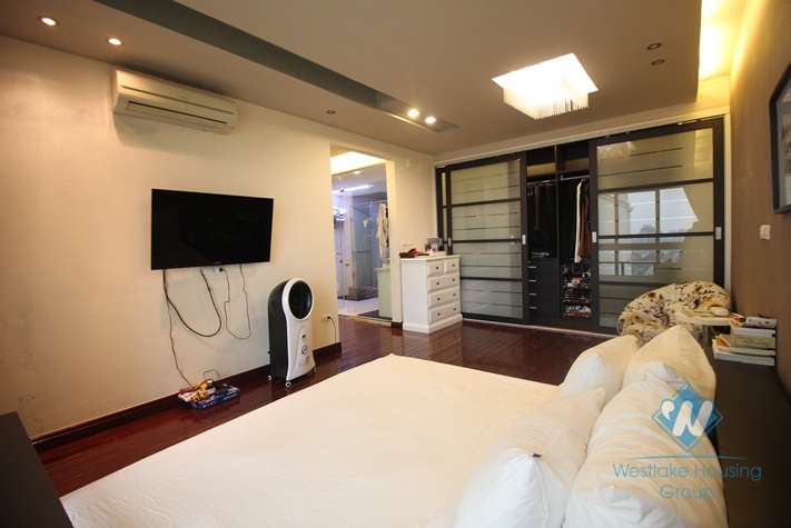 High quality penthouse for rent in Ciputra, Tay Ho, hanoi